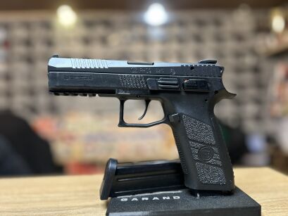 Pistolet CZ P-09, kal. 9x19 - używany