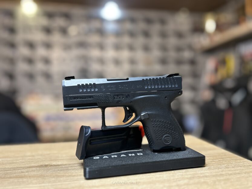 Pistolet CZ P-10M, kal. 9x19mm - używany