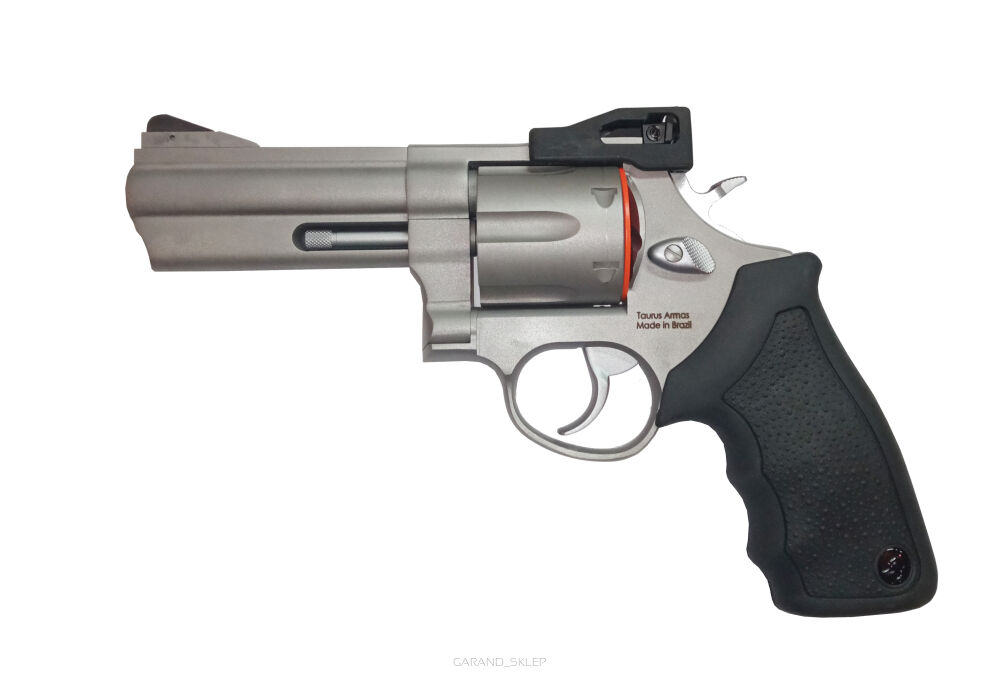 Taurus 44 6nb .44Mag 4"
